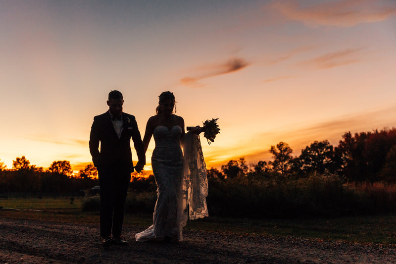 A Farm Wedding That Doesn't Wait for Summer: Winter Weddings at Cecil Creek Farm